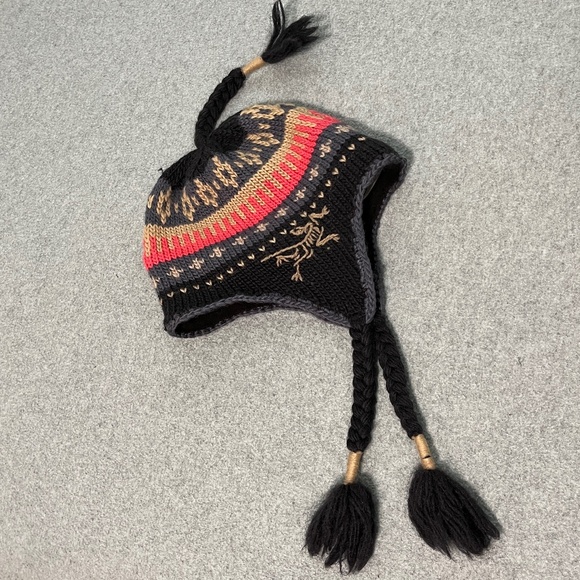 Arc'teryx Wool Beanie Knit Hat Earflap Winter Outdoors Gorpcore Wool Snow - Picture 9 of 9